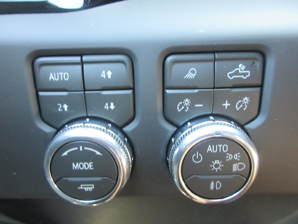 New 2026 GMC Sierra 2500 AT4 AWD/4WD image 16