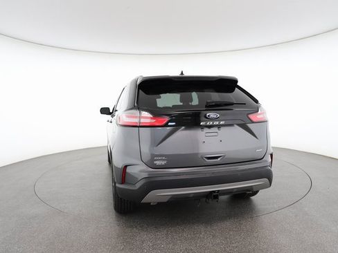 Used 2022 Ford Edge SEL w/ Convenience Package image 13