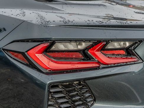 Used 2020 Chevrolet Corvette Stingray Coupe w/ 1LT image 10