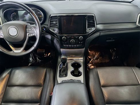 Used 2022 Jeep Grand Cherokee Limited w/ Tech Group image 18