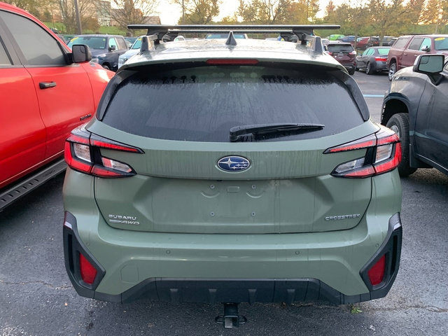 Used 2024 Subaru Crosstrek 2.5i Limited AWD/4WD image 3