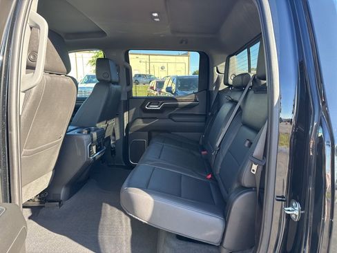 Used 2023 GMC Sierra 1500 SLT w/ SLT Premium Plus Package image 31