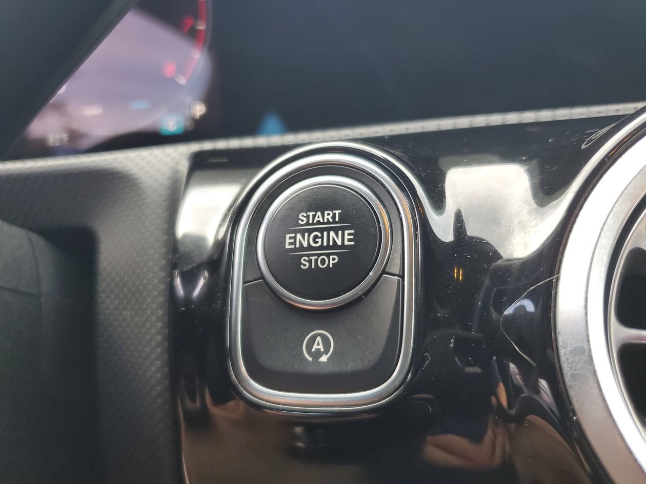 Used 2025 Mercedes-Benz CLA 250 image 24