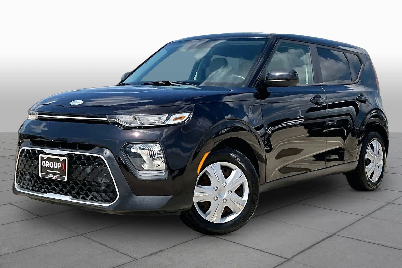 Used 2020 Kia Soul LX FWD image 1