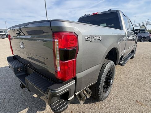 New 2027 Ford F350 XLT w/ XLT Premium Package AWD/4WD image 5