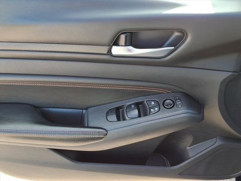 Used 2021 Nissan Altima 2.5 SR image 15