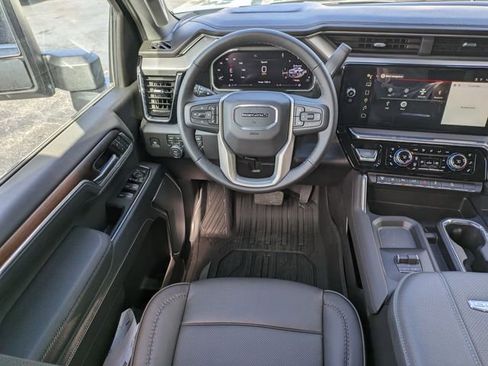 New 2026 GMC Sierra 2500 Denali w/ Denali Reserve Package AWD/4WD image 16