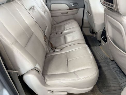 Used 2013 GMC Yukon XL SLT image 29