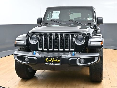 Used 2023 Jeep Wrangler Unlimited Sahara w/ Cold Weather Group AWD/4WD image 5