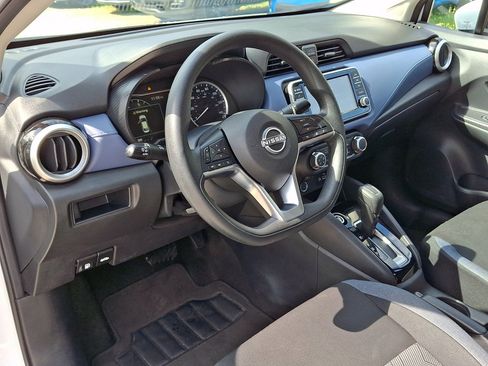 Used 2024 Nissan Versa SV FWD image 21