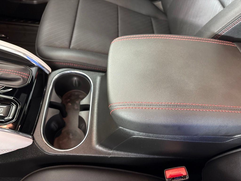 Used 2025 GMC Canyon AT4 w/ AT4X Package AWD/4WD image 42