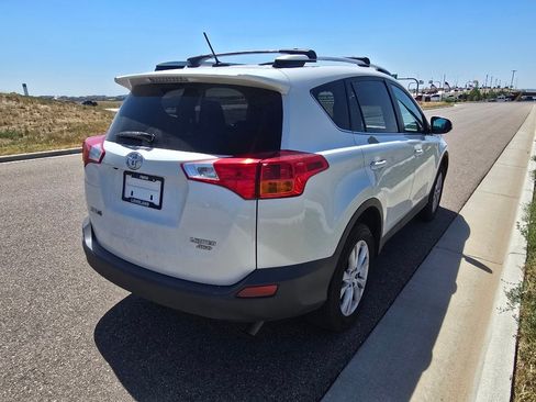 Used 2014 Toyota RAV4 Limited AWD/4WD image 5