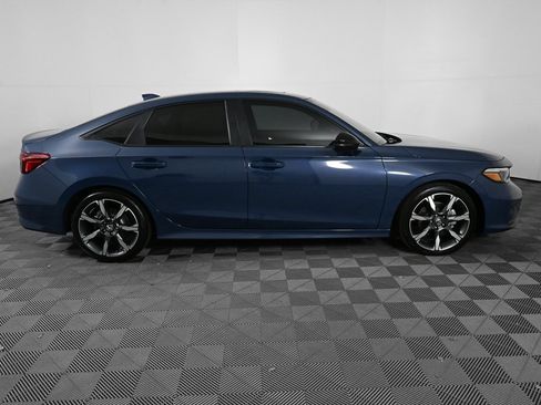 Used 2025 Honda Civic Sport image 23