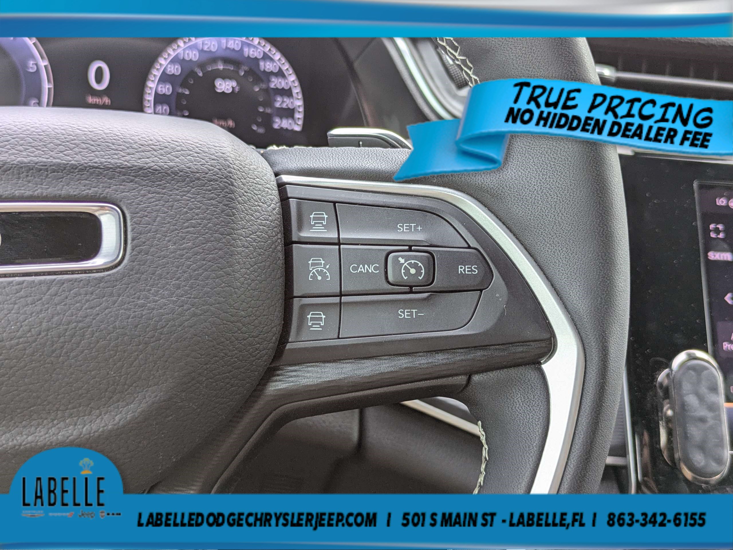 Used 2024 Jeep Grand Cherokee L Altitude AWD/4WD image 26