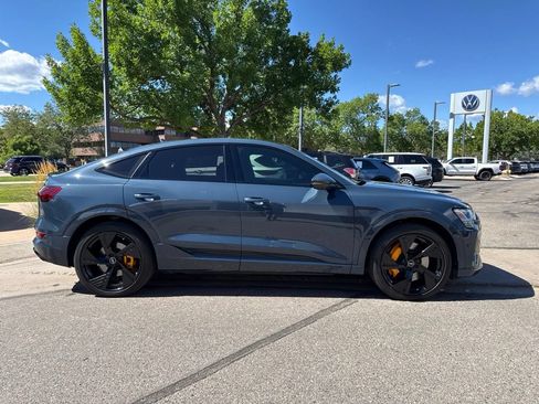 Used 2023 Audi e-tron Prestige w/ Prestige Package AWD/4WD image 6
