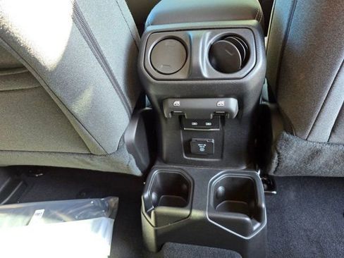 New 2025 Jeep Wrangler Unlimited Sahara w/ Safety Group AWD/4WD image 30