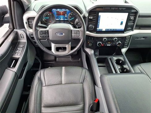 Used 2022 Ford F150 XLT w/ Equipment Group 302A High image 11