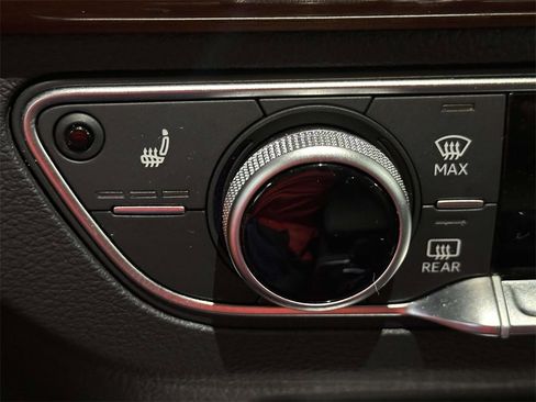 Used 2023 Audi Q5 2.0T Premium Plus w/ Premium Plus Package image 27