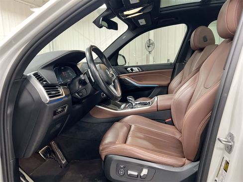 Used 2022 BMW X5 xDrive45e w/ M Sport Package image 19