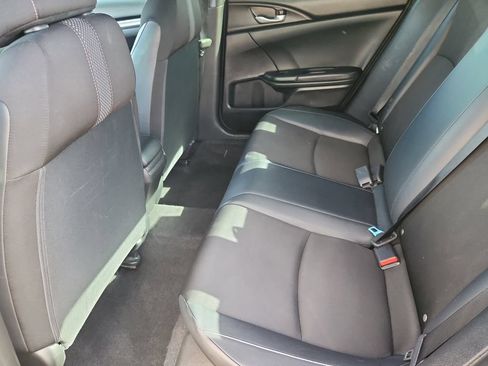 Used 2021 Honda Civic Sport image 9