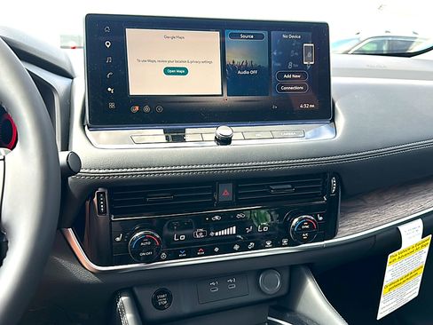 New 2026 Nissan Rogue Platinum w/ Platinum Premium Package AWD/4WD image 22
