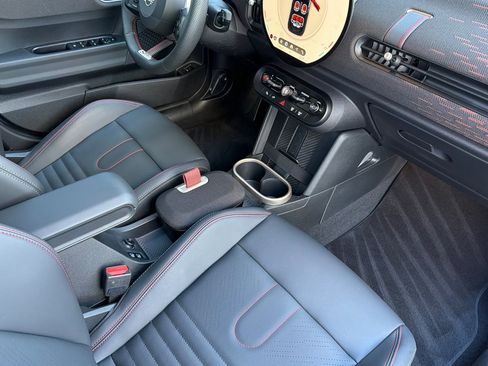 Used 2025 MINI Cooper S image 20