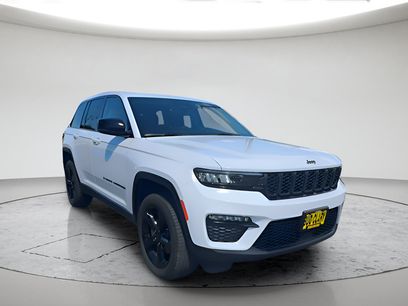 Used 2023 Jeep Grand Cherokee Limited w/ Black Appearance Package