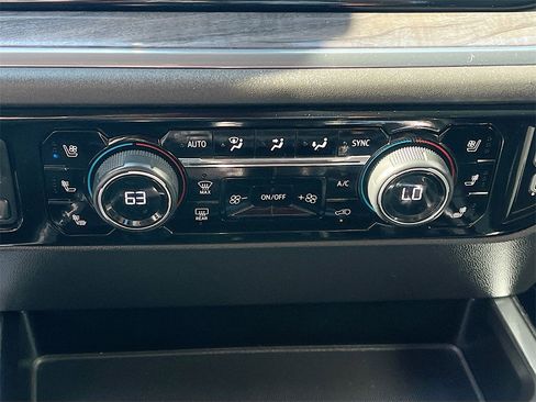 Used 2024 Chevrolet Silverado 1500 LTZ w/ Technology Package image 16