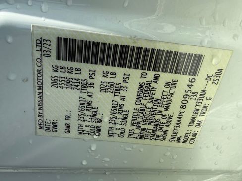 Used 2023 Nissan Rogue S image 29