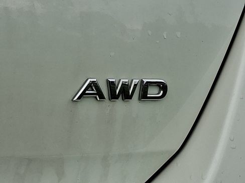 Used 2011 Nissan Murano S AWD/4WD image 10