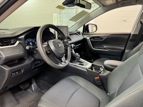 Used 2024 Toyota RAV4 LE image 12