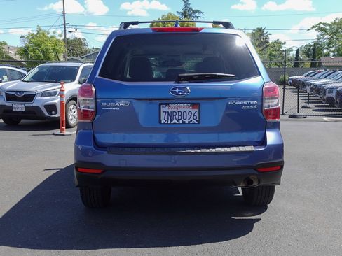 Used 2016 Subaru Forester 2.5i Premium w/ All-Weather Package image 6