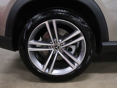 Used 2022 Mercedes-Benz GLE 450 450 4MATIC image 40