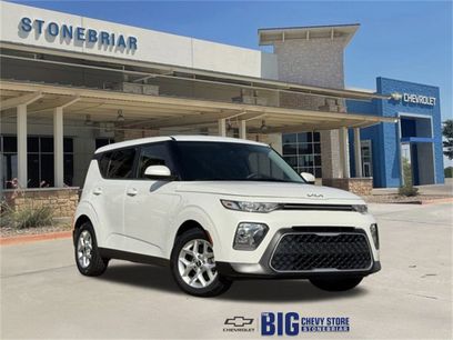 Used 2022 Kia Soul LX w/ Technology Package