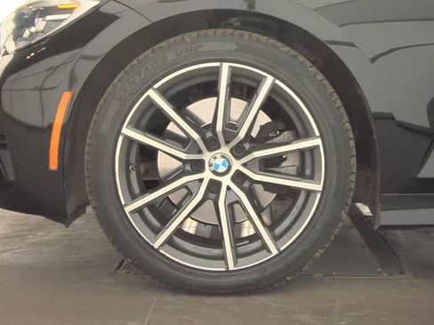Used 2021 BMW 330i Sedan w/ Driving Assistance Package RWD image 13