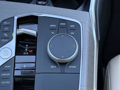 New 2026 BMW 330i Sedan w/ Convenience Package image 19