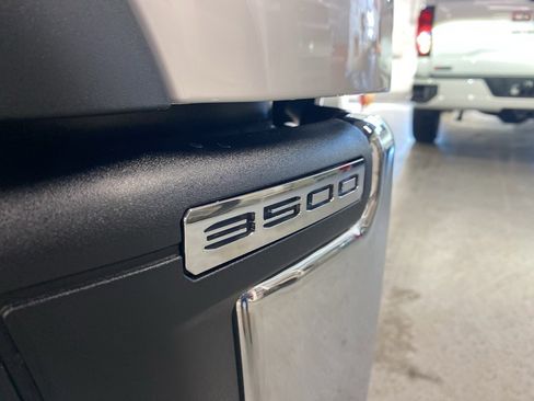 New 2026 GMC Sierra 3500 Pro w/ Convenience Package image 11