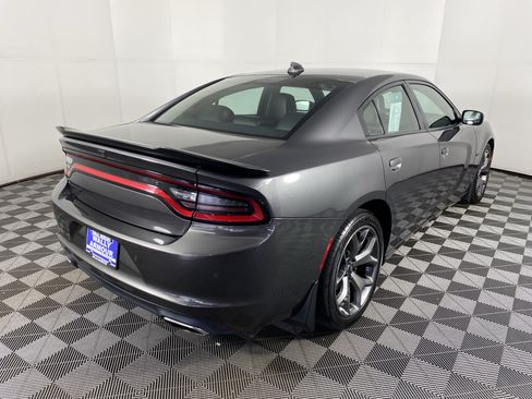 Used 2015 Dodge Charger R/T w/ Plus Group RWD image 8
