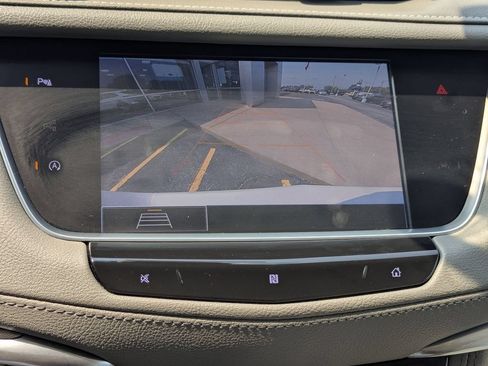 Used 2020 Cadillac XT5 Premium Luxury AWD/4WD image 18