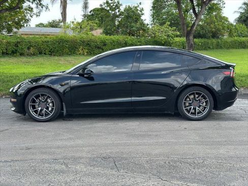 Used 2021 Tesla Model 3 Long Range AWD/4WD image 4