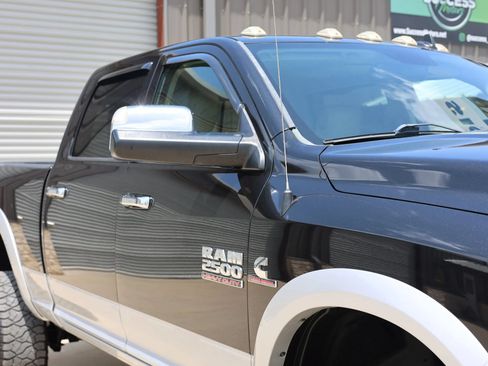 Used 2016 RAM 2500 Laramie w/ Convenience Group AWD/4WD image 16