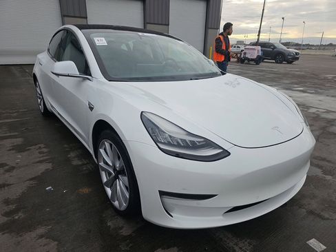 Used 2019 Tesla Model 3 Long Range image 3