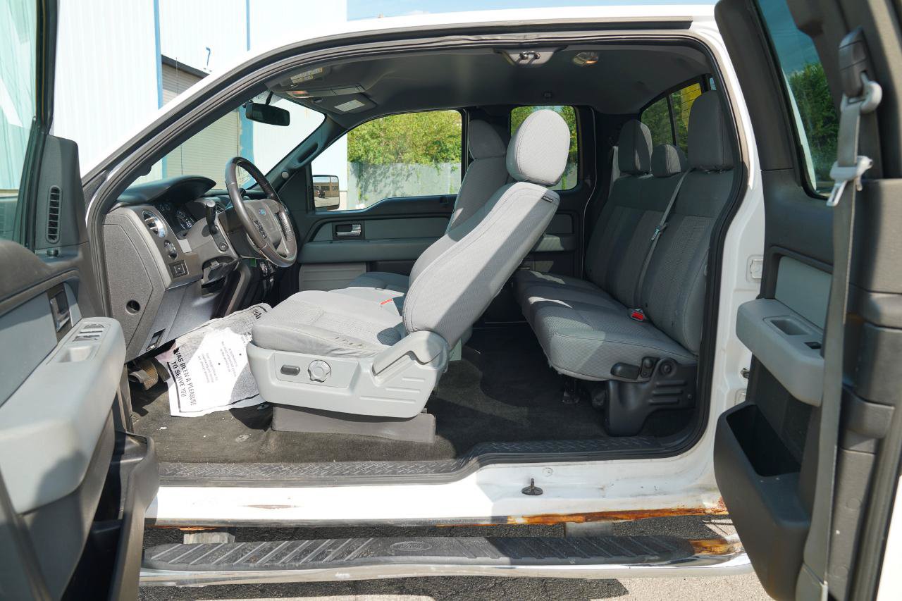 Used 2014 Ford F150 XLT w/ Equipment Group 302A Luxury AWD/4WD image 15