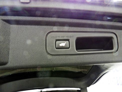 Used 2018 Honda Odyssey Elite image 13