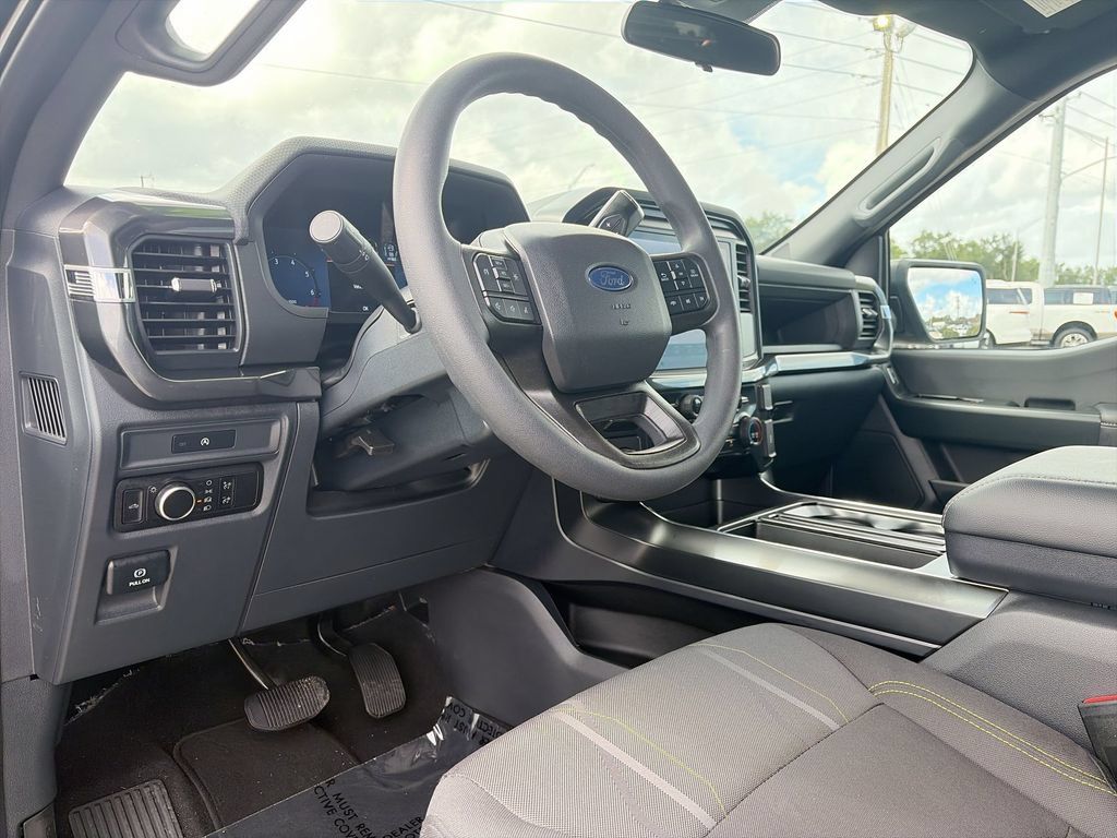 Used 2025 Ford F150 STX RWD image 17