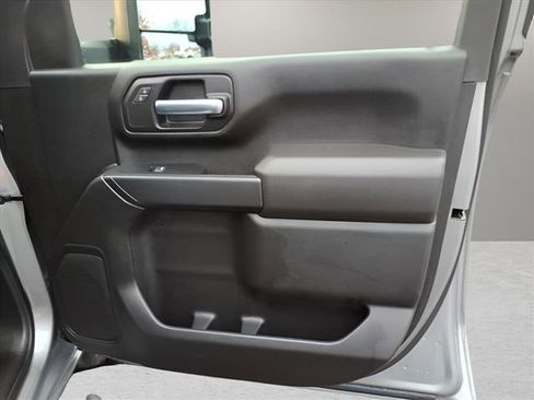 Used 2024 Chevrolet Silverado 2500 Custom w/ Custom Value Package image 19