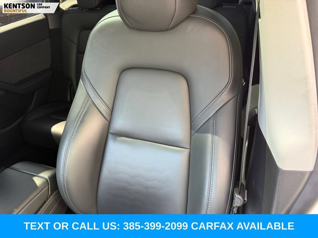 Used 2023 Tesla Model Y Long Range AWD/4WD image 26