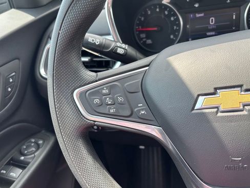 Used 2023 Chevrolet Equinox LT FWD image 30