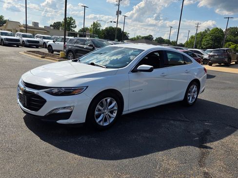 Used 2024 Chevrolet Malibu LT FWD image 3