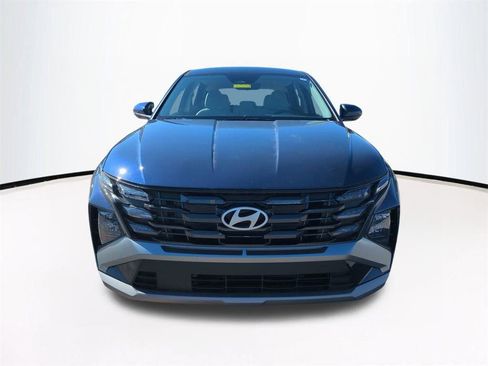 New 2026 Hyundai Tucson SE image 3